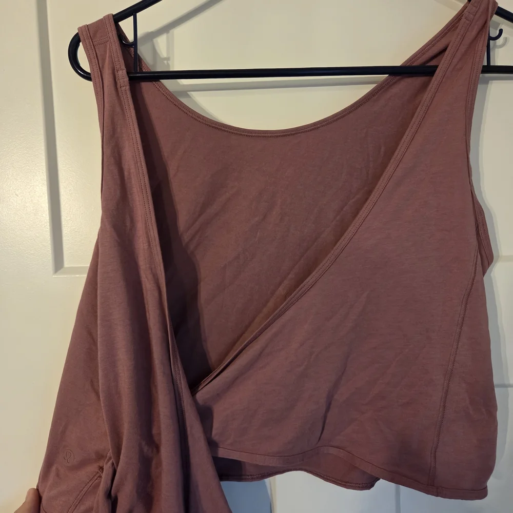 Lululemon‎ Tie Front Tank Size 8